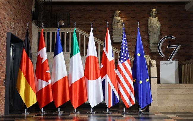 Міністри країн G7 проведуть онлайн-зустріч у День незалежності України Міністри країн G7 проведуть онлайн-зустріч у День незалежності України