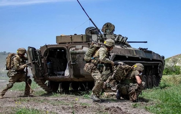 Россияне пытаются выйти на Славянск, обойдя Северск, - ВСУ Россияне пытаются выйти на Славянск, обойдя Северск, - ВСУ