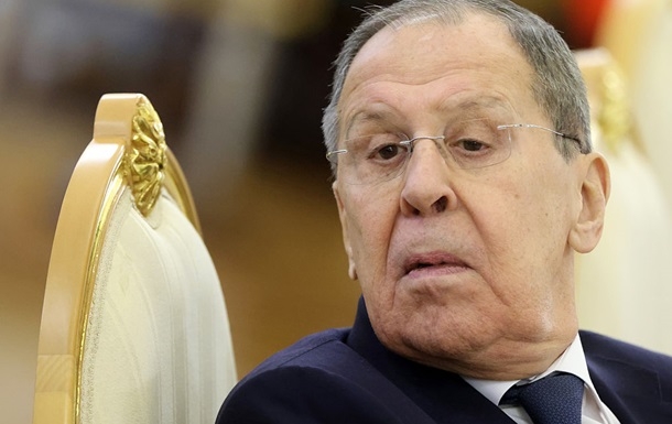 Лавров озвучил требование РФ для "существования Украины" Лавров озвучил требование РФ для "существования Украины"