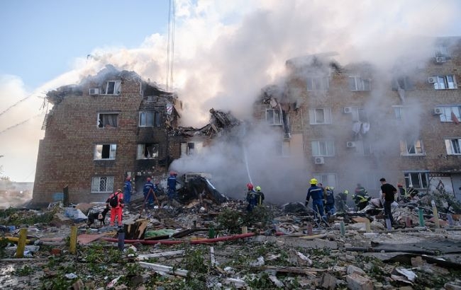 У Києві зросла кількість жертв атаки РФ: 8 людей загинули і 45 поранені У Києві зросла кількість жертв атаки РФ: 8 людей загинули і 45 поранені