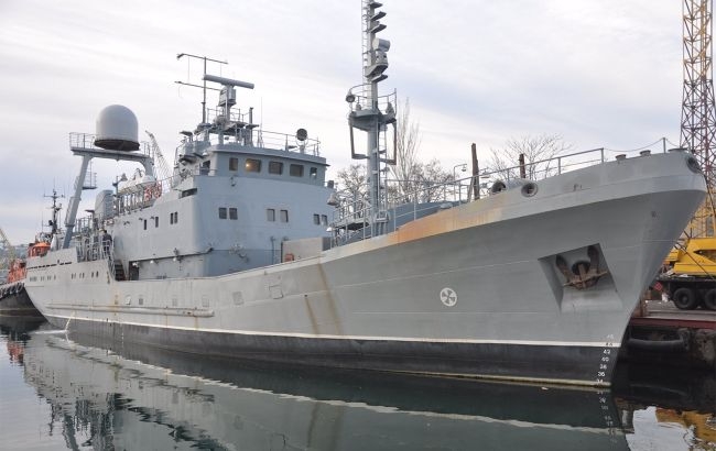 Росія вдарила по кораблю ВМС України: один моряк загинув, інших шукають Росія вдарила по кораблю ВМС України: один моряк загинув, інших шукають