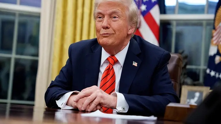 Трамп сумнівається у зустрічі Зеленського та Путіна, але тристоронні переговори будуть Трамп сумнівається у зустрічі Зеленського та Путіна, але тристоронні переговори будуть