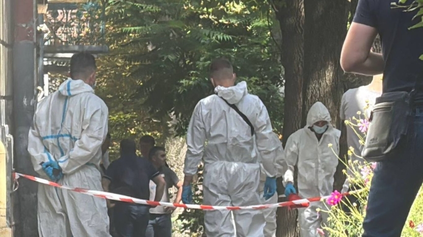 Убивство нардепа Парубія: вбивця зробив 8 пострілів з вогнепальної короткоствольної зброї Убивство нардепа Парубія: вбивця зробив 8 пострілів з вогнепальної короткоствольної зброї