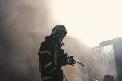 У Миколаєві горіла закинута будівля У Миколаєві горіла закинута будівля
