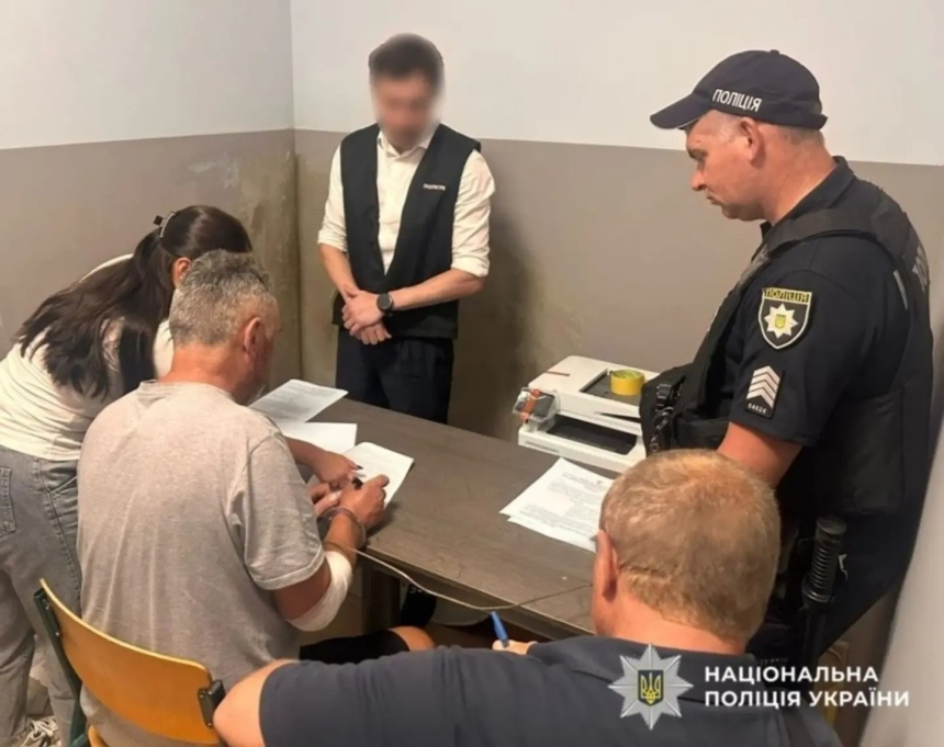 Под Киевом мужчина во время ссоры устроил стрельбу: один человек погиб, еще один - ранен Под Киевом мужчина во время ссоры устроил стрельбу: один человек погиб, еще один - ранен