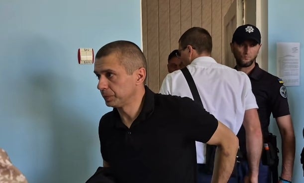 Мэра Баштанки отправили под стражу с правом внесения залога (видео) Мэра Баштанки отправили под стражу с правом внесения залога (видео)