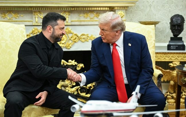 Зеленский раскрыл детали разговора с Трампом Зеленский раскрыл детали разговора с Трампом