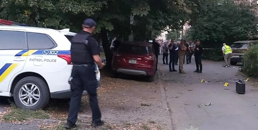 У Хмельницькому під час конфлікту вибухнула граната: чоловік втратив руку У Хмельницькому під час конфлікту вибухнула граната: чоловік втратив руку