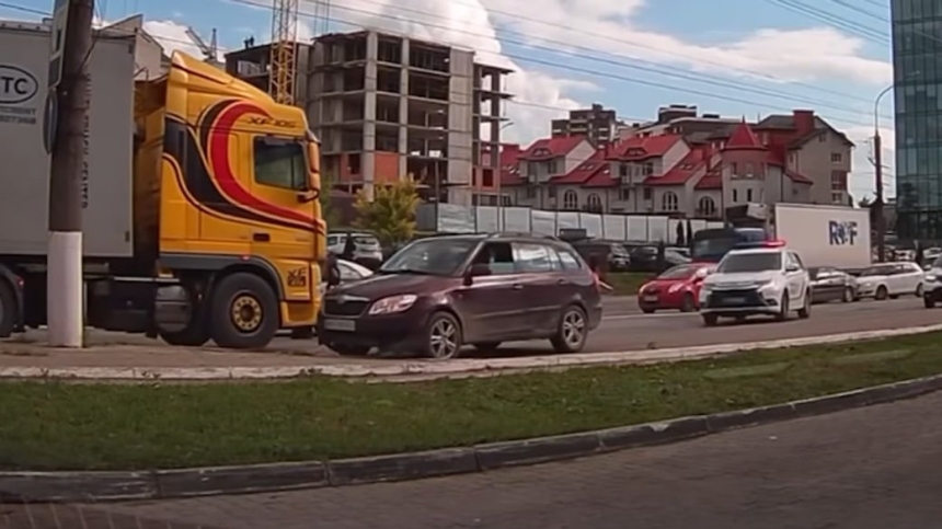 П'яний співробітник ТЦК влаштував кілька ДТП та побив поліцейського П'яний співробітник ТЦК влаштував кілька ДТП та побив поліцейського