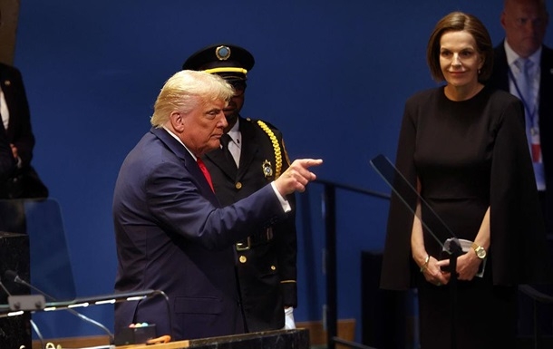 Трамп заявил, что закончил семь войн "вместо ООН" Трамп заявил, что закончил семь войн "вместо ООН"