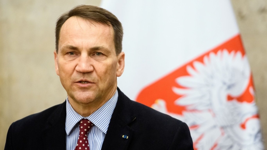 Сікорський попередив про можливі глибокі удари Росії по Європі Сікорський попередив про можливі глибокі удари Росії по Європі