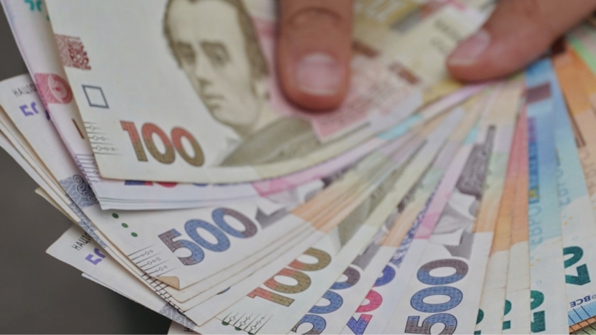 В Україні хочуть видавати «зимову допомогу»: хто може отримати 6500 грн В Україні хочуть видавати «зимову допомогу»: хто може отримати 6500 грн