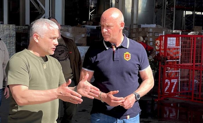 У жены главы Одеской ОВА Кипера возможно есть паспорт РФ: Труханов призвал проверить У жены главы Одеской ОВА Кипера возможно есть паспорт РФ: Труханов призвал проверить