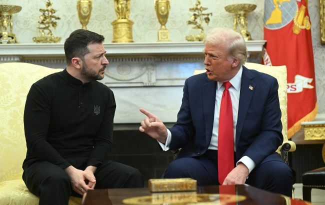 Трамп уговаривал Зеленского принять условия РФ, иначе Путин «уничтожит» Украину, - FT Трамп уговаривал Зеленского принять условия РФ, иначе Путин «уничтожит» Украину, - FT