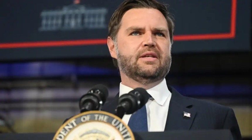 Снаряд розірвався над кортежем віце-президента США: як це сталося Снаряд розірвався над кортежем віце-президента США: як це сталося