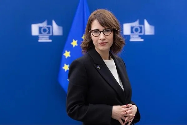Замораживание фронта не означает признания смены границ Украины, — Еврокомиссия Замораживание фронта не означает признания смены границ Украины, — Еврокомиссия