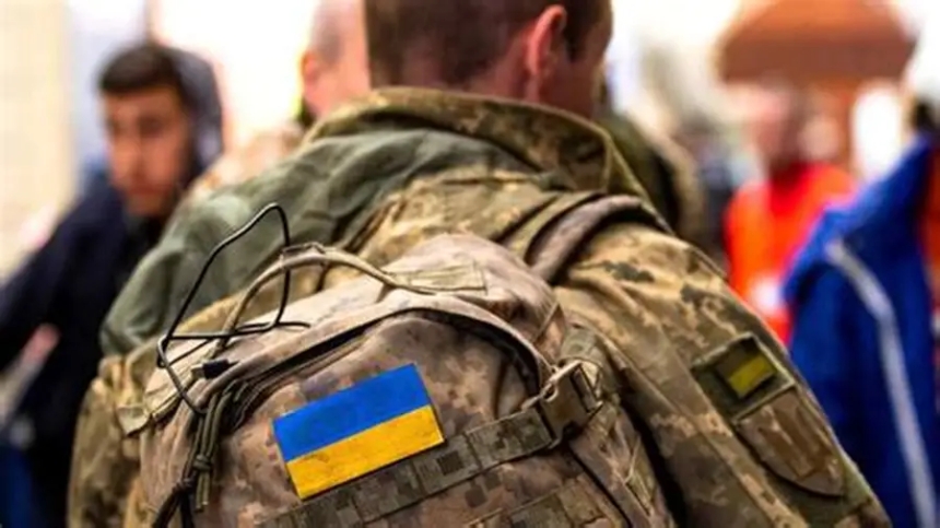 Сколько мужчин в Украине уклоняются от службы, - СМИ Сколько мужчин в Украине уклоняются от службы, - СМИ