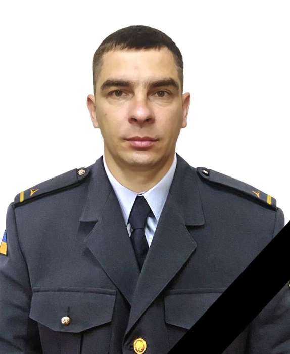 В ГСЧС рассказали о погибшем спасателе (фото) В ГСЧС рассказали о погибшем спасателе (фото)