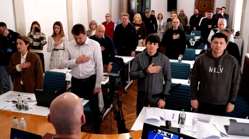 Началась сессия Николаевского горсовета (трансляция) Началась сессия Николаевского горсовета (трансляция)