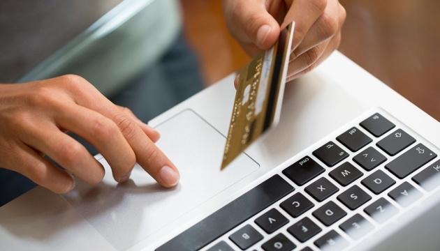 Хотів фінансову допомогу від держави, але втратив 188 тисяч гривень: житель Миколаївщини став жертвою шахраїв Хотів фінансову допомогу від держави, але втратив 188 тисяч гривень: житель Миколаївщини став жертвою шахраїв