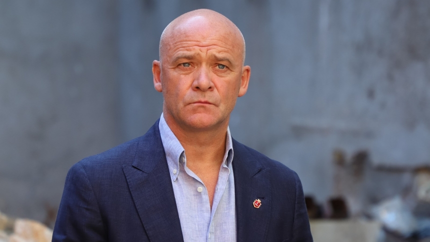 Экс-мэра Одессы Труханова отправили под домашний арест и обязали носить электронный браслет Экс-мэра Одессы Труханова отправили под домашний арест и обязали носить электронный браслет