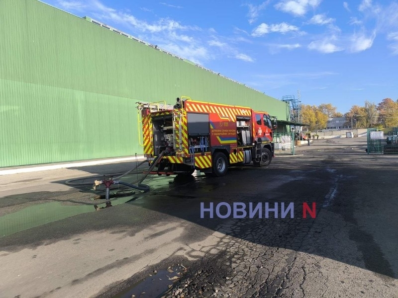 Було чотири влучення: Кім пояснив, чому росіяни били по будівельному супермаркету у Миколаєві Було чотири влучення: Кім пояснив, чому росіяни били по будівельному супермаркету у Миколаєві