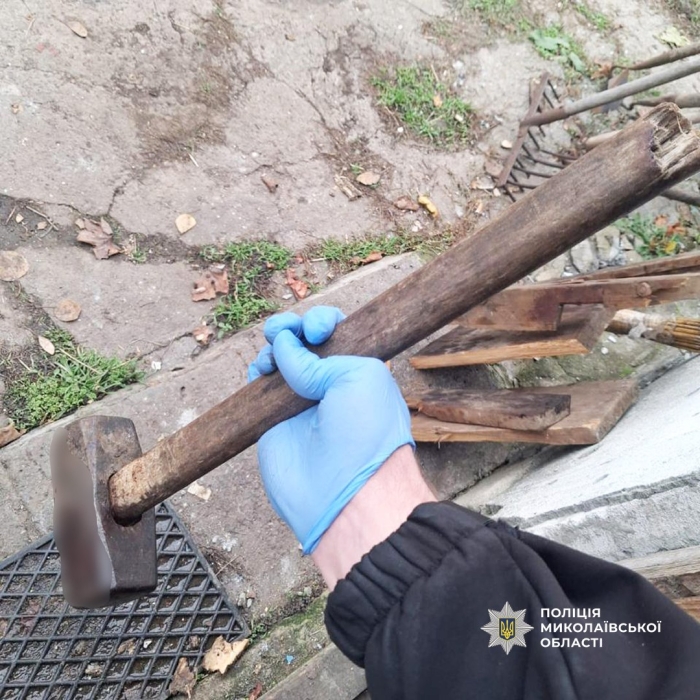 Избил и ударил молотком: в Николаевской области пьяные посиделки закончилась убийством Избил и ударил молотком: в Николаевской области пьяные посиделки закончилась убийством