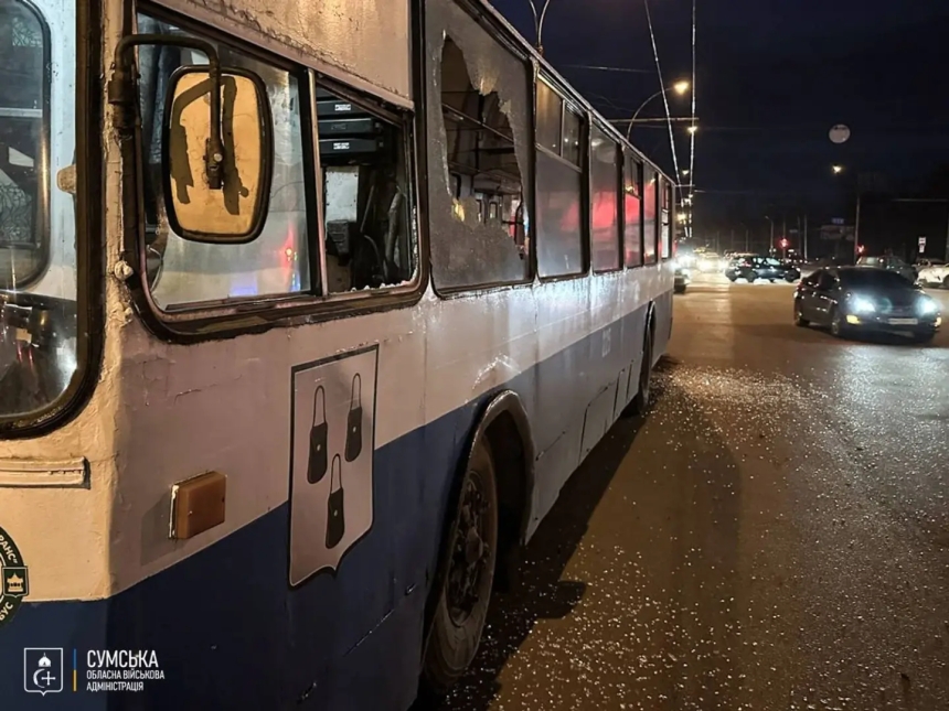 Атаки по Сумщине: шесть раненых, повреждена инфраструктура Атаки по Сумщине: шесть раненых, повреждена инфраструктура