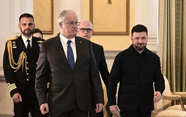 Зеленський прибув із візитом до Греції Зеленський прибув із візитом до Греції