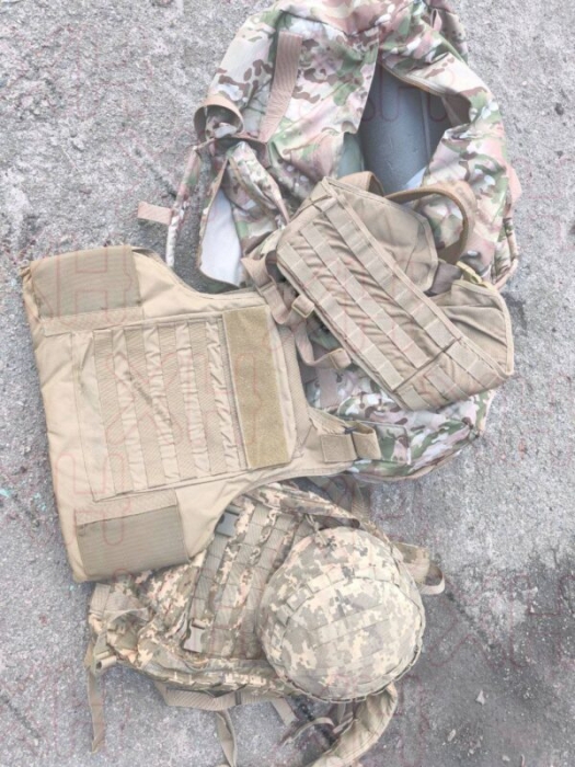 Повний комплект військового спорядження ЗСУ знайшли на смітнику Повний комплект військового спорядження ЗСУ знайшли на смітнику