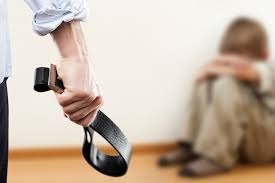 Розлютився і побив дітей ременем: на Миколаївщині батько отримав штраф Розлютився і побив дітей ременем: на Миколаївщині батько отримав штраф