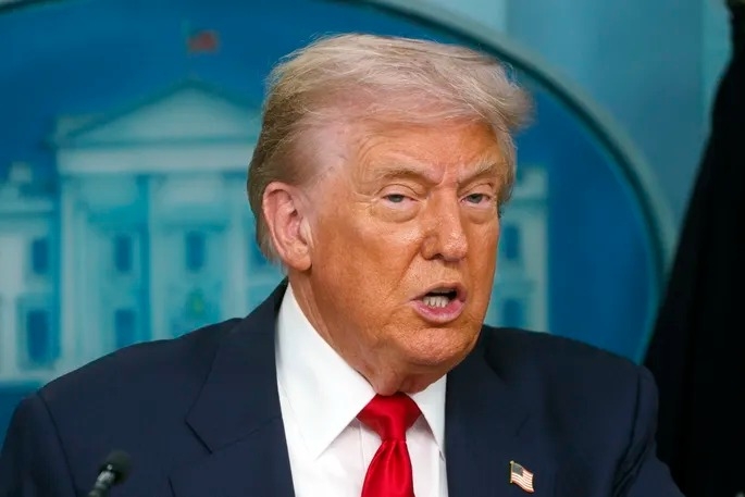 Трамп удивлен, что Путин не хочет быстрого звершения войны в Украине Трамп удивлен, что Путин не хочет быстрого звершения войны в Украине