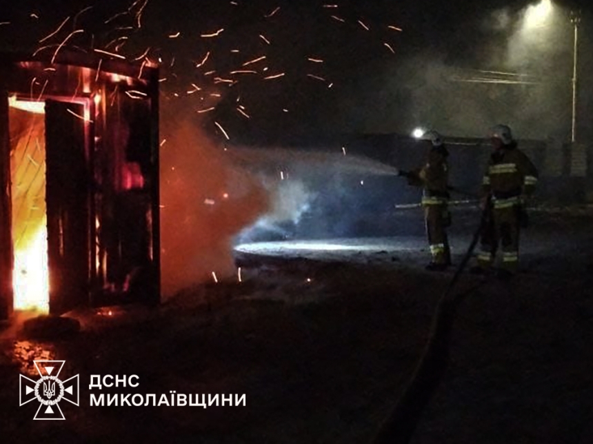 Пожежі сталися у багатоповерхівці та торговому комплексі Миколаєва, - ДСНС Пожежі сталися у багатоповерхівці та торговому комплексі Миколаєва, - ДСНС