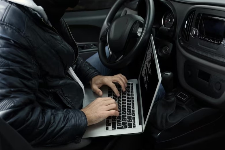 Хотел подешевле купить авто: в Николаевской области мужчина попал в ловушку мошенников Хотел подешевле купить авто: в Николаевской области мужчина попал в ловушку мошенников