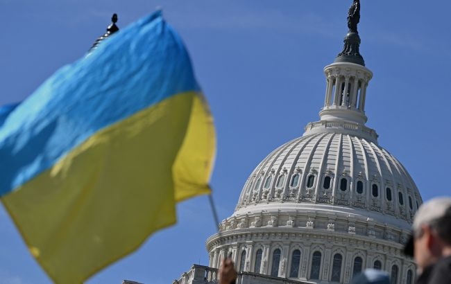 США потратят 800 млн долларов на поддержку Украины в ближайшие два года США потратят 800 млн долларов на поддержку Украины в ближайшие два года