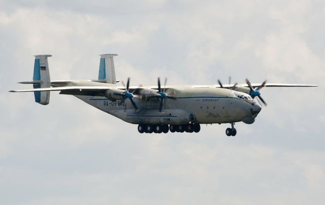 У Росії розбився військовий літак Ан-22: на борту було семеро людей У Росії розбився військовий літак Ан-22: на борту було семеро людей