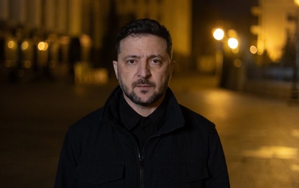 Зеленский заявил об усилении боевой авиации Украины Зеленский заявил об усилении боевой авиации Украины