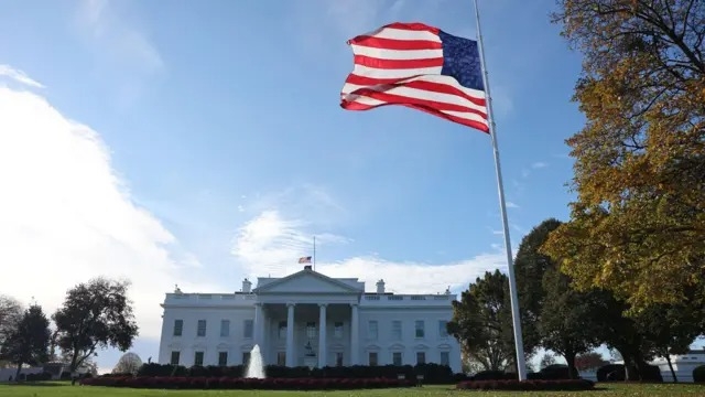 NYT: Украина в обновлённом мирном плане США отвергла требования по Донбассу и отказу от НАТО NYT: Украина в обновлённом мирном плане США отвергла требования по Донбассу и отказу от НАТО