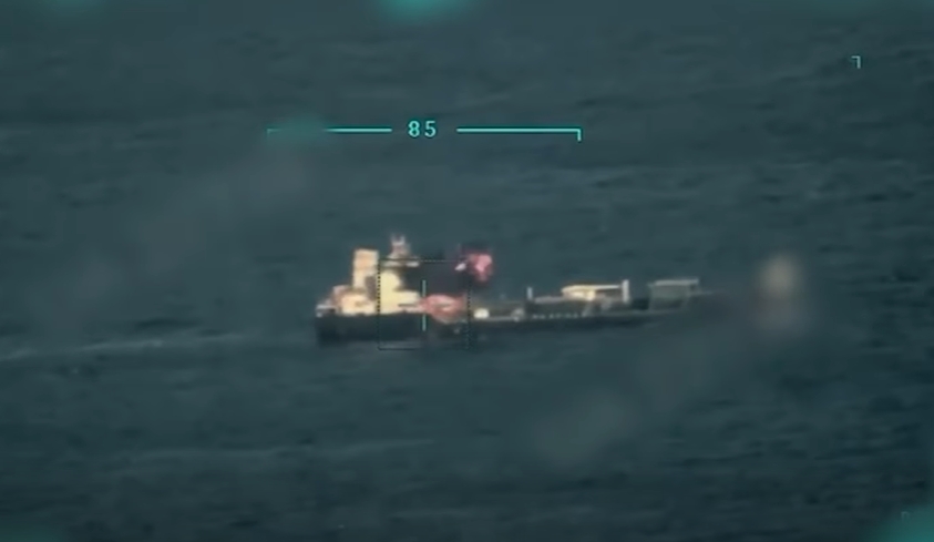 Росія вдарила по турецькому судну у Чорному морі (відео) Росія вдарила по турецькому судну у Чорному морі (відео)