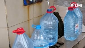 Де в Миколаєві можна набрати води, коли немає світла (адреси) Де в Миколаєві можна набрати води, коли немає світла (адреси)