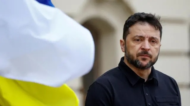 Зеленський погодився відмовитися від вступу України до НАТО, — Reuters Зеленський погодився відмовитися від вступу України до НАТО, — Reuters