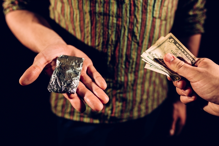 Продавали канабіс: на Миколаївщині судили подружжя «наркобізнесменів» Продавали канабіс: на Миколаївщині судили подружжя «наркобізнесменів»