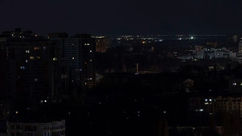 Одесса четвертый день без электричества: без света в области около 288 тысяч семей Одесса четвертый день без электричества: без света в области около 288 тысяч семей