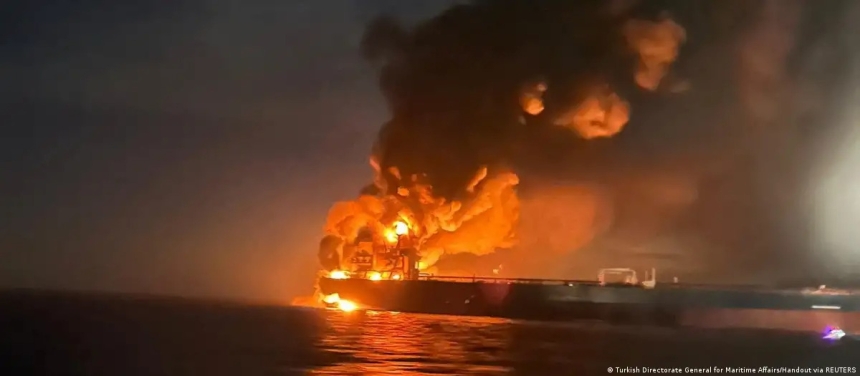 Украина открыла новый фронт: удары по «теневому флоту» России, - NYT Украина открыла новый фронт: удары по «теневому флоту» России, - NYT