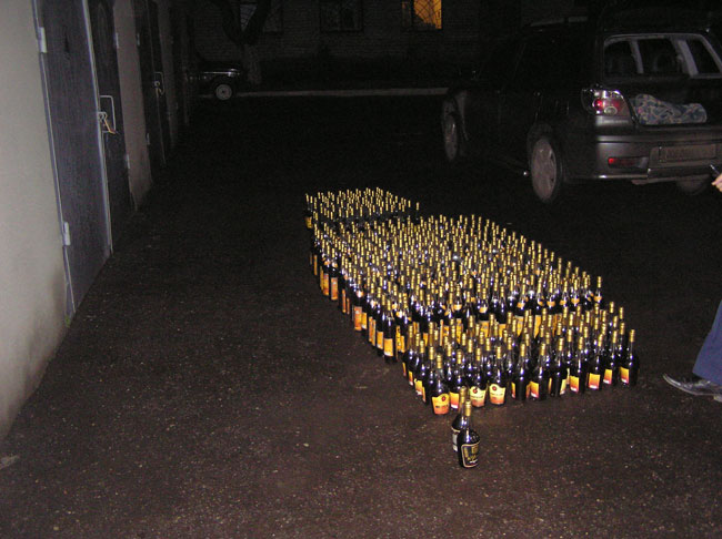 22-летний парень вез 400 бутылок безакцизного коньяка на свадьбу, но не довез – отобрали ГАИшники