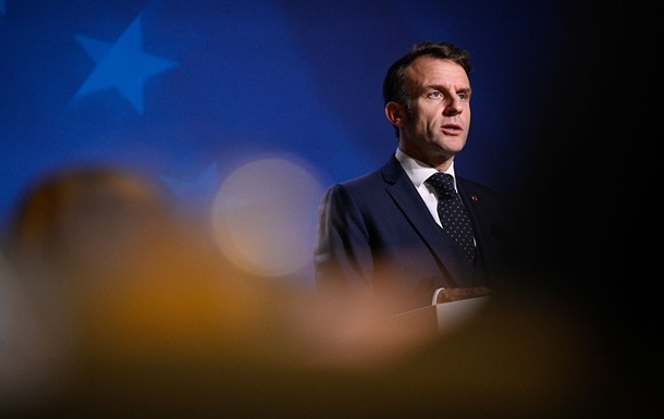 Макрон: Коаліція охочих продовжить роботу у січні Макрон: Коаліція охочих продовжить роботу у січні