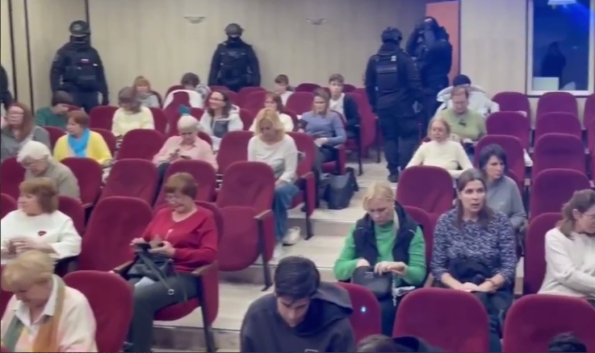 В Петербурге задержали членов «секты», которые молились за здоровье Зеленского и ВСУ В Петербурге задержали членов «секты», которые молились за здоровье Зеленского и ВСУ