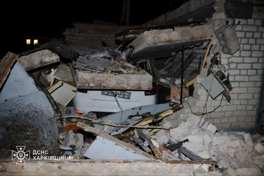 Опубліковано фото наслідків нічних обстрілів на території України. Опубліковано фото наслідків нічних обстрілів на території України.