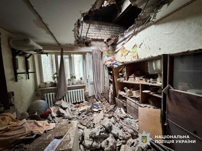 Опубліковано фото наслідків нічних обстрілів на території України. Опубліковано фото наслідків нічних обстрілів на території України.