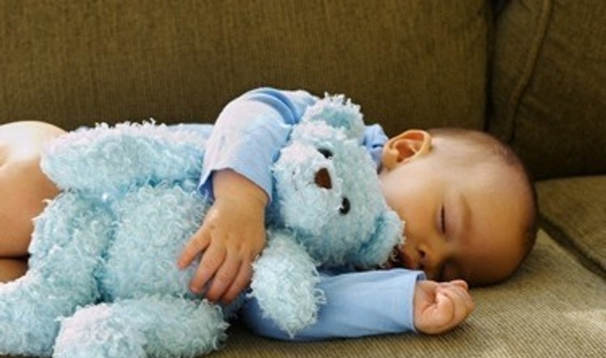 В Николаеве приняли решение о немедленном изъятии ребенка, которого избила мать В Николаеве приняли решение о немедленном изъятии ребенка, которого избила мать